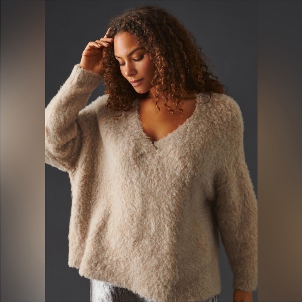 ANTHROPOLOGIE FUZZY SOFT PULLOVER V-NECK THICK MERINO WOOL SWEATER LARGE NWT